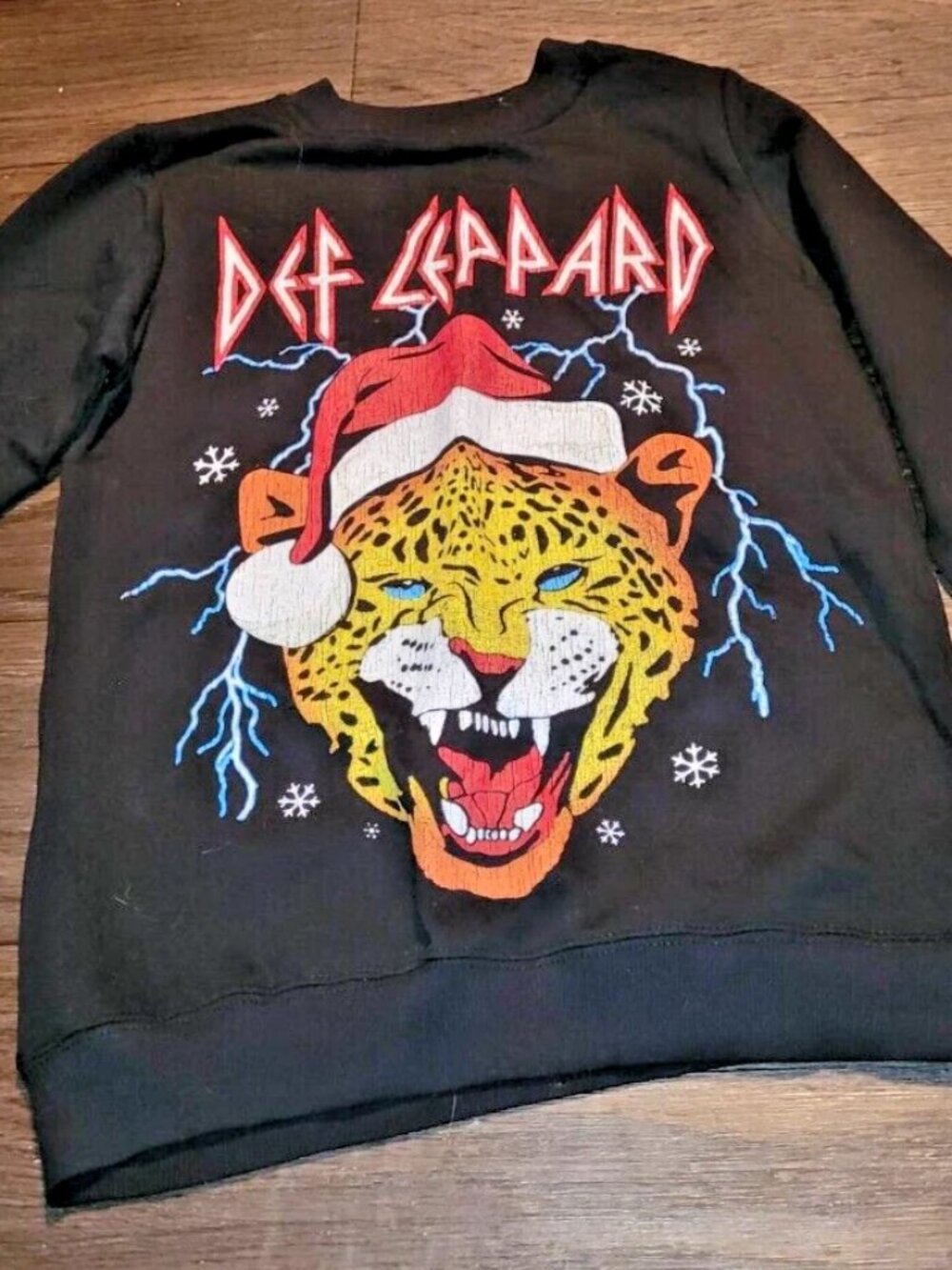 new DEF LEPPARD CHRISTMAS SWEATER sz XS band music holiday leopard